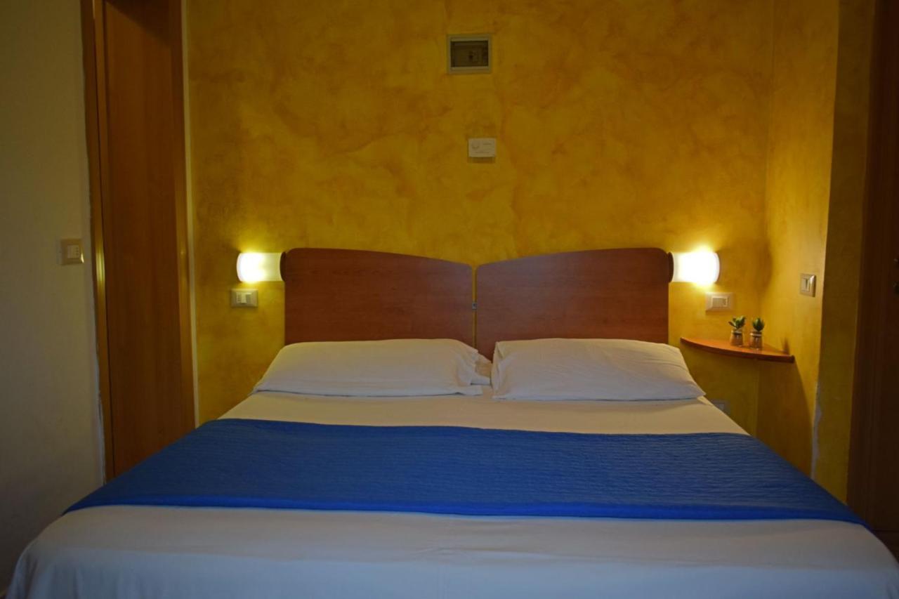 Hotel Donau 里米尼 外观 照片